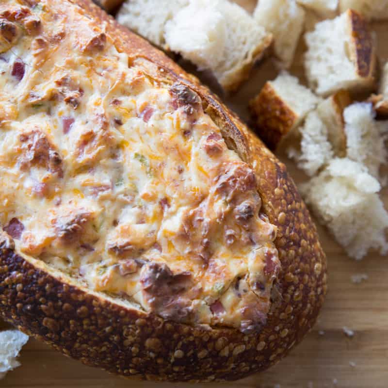 Mixed Bread & Dips